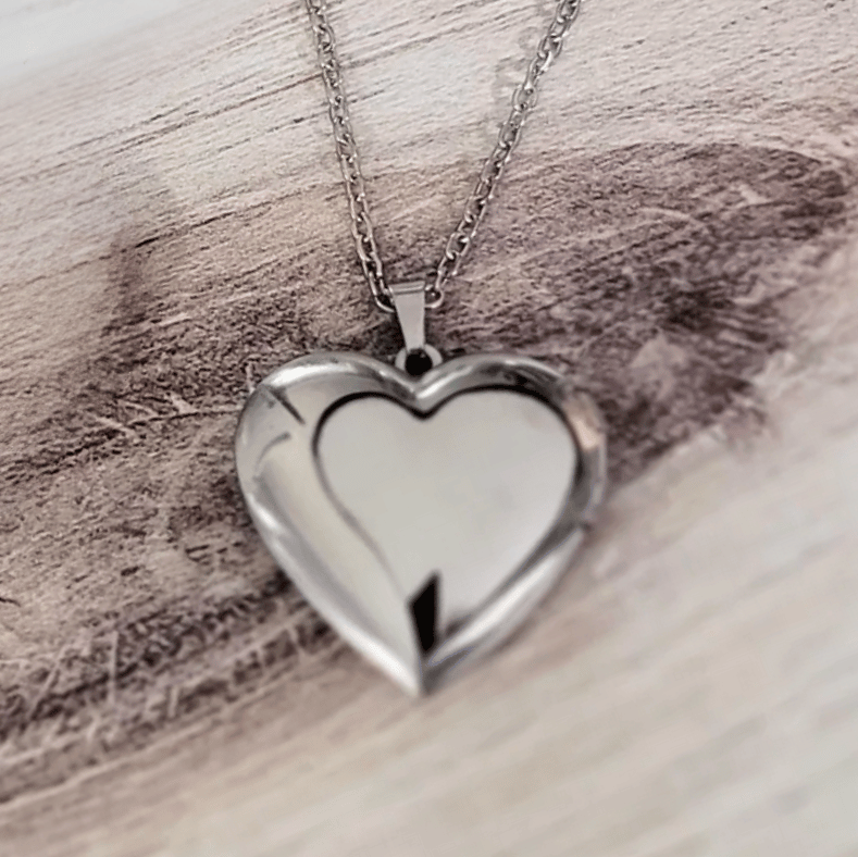 Stay With Me Necklace - Symbiosis US Tour 2025